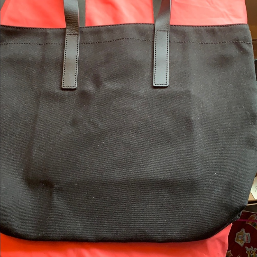 Everlane